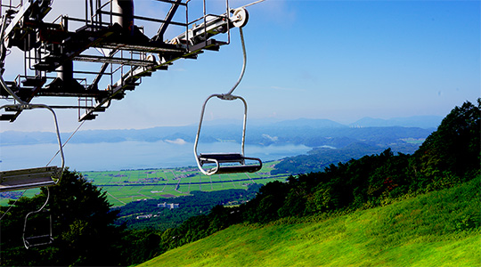 福島民友新聞に猪苗代スキー場夏リフト運行開始に関する記事が掲載されました。