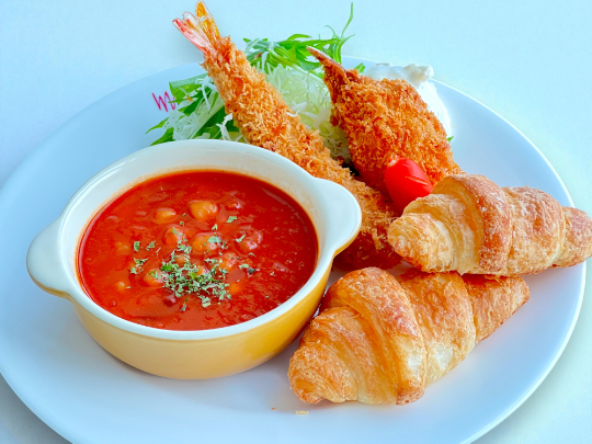 Bread Plate with your choice of soup